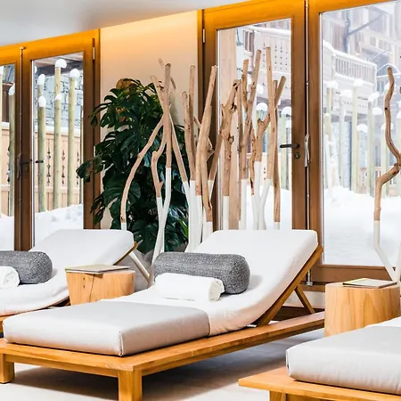 アパートホテル Six Senses Residences & *