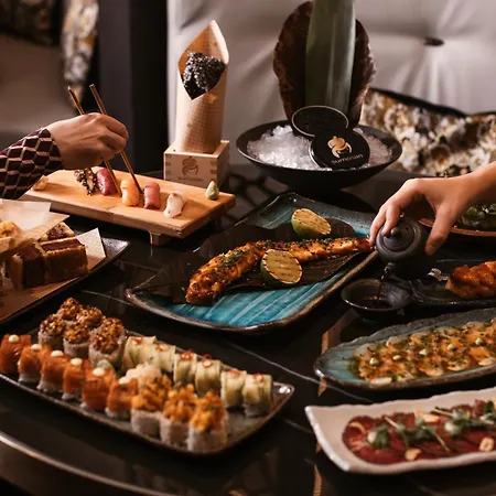 高雪维尔六善酒店公寓